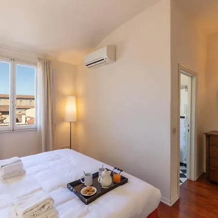Damasco Penthouse With Terrace Near The Duomo