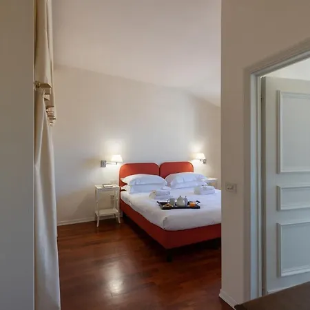 Damasco Penthouse With Terrace Near The Duomo * Florence