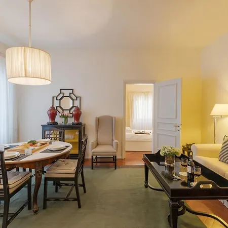 Apartment Damasco Penthouse With Terrace Near The Duomo