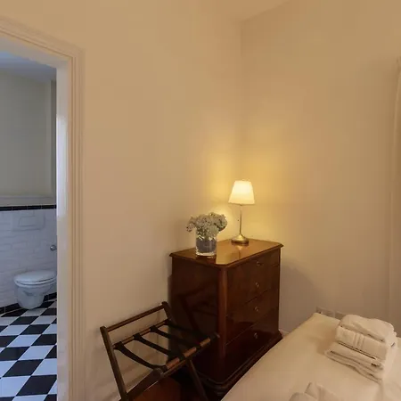 Damasco Penthouse With Terrace Near The Duomo *